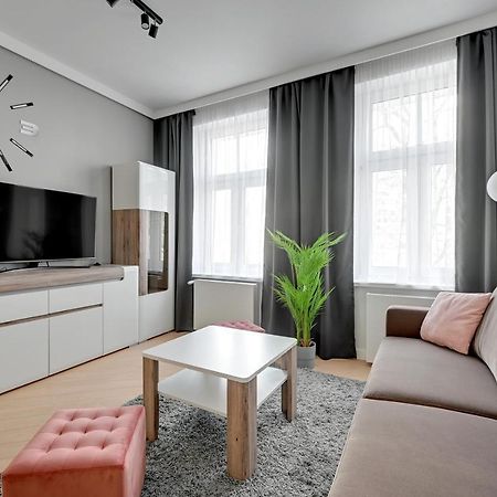 סופוט Royal Rose - Premium Beach Apartment מראה חיצוני תמונה